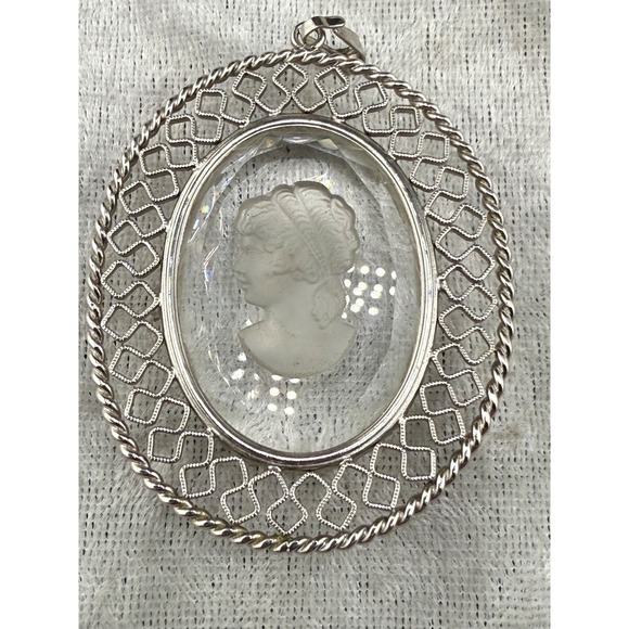 Vintage Cameo Pendant Intaglio Reverse Carved Silver Tone - Picture 5 of 7